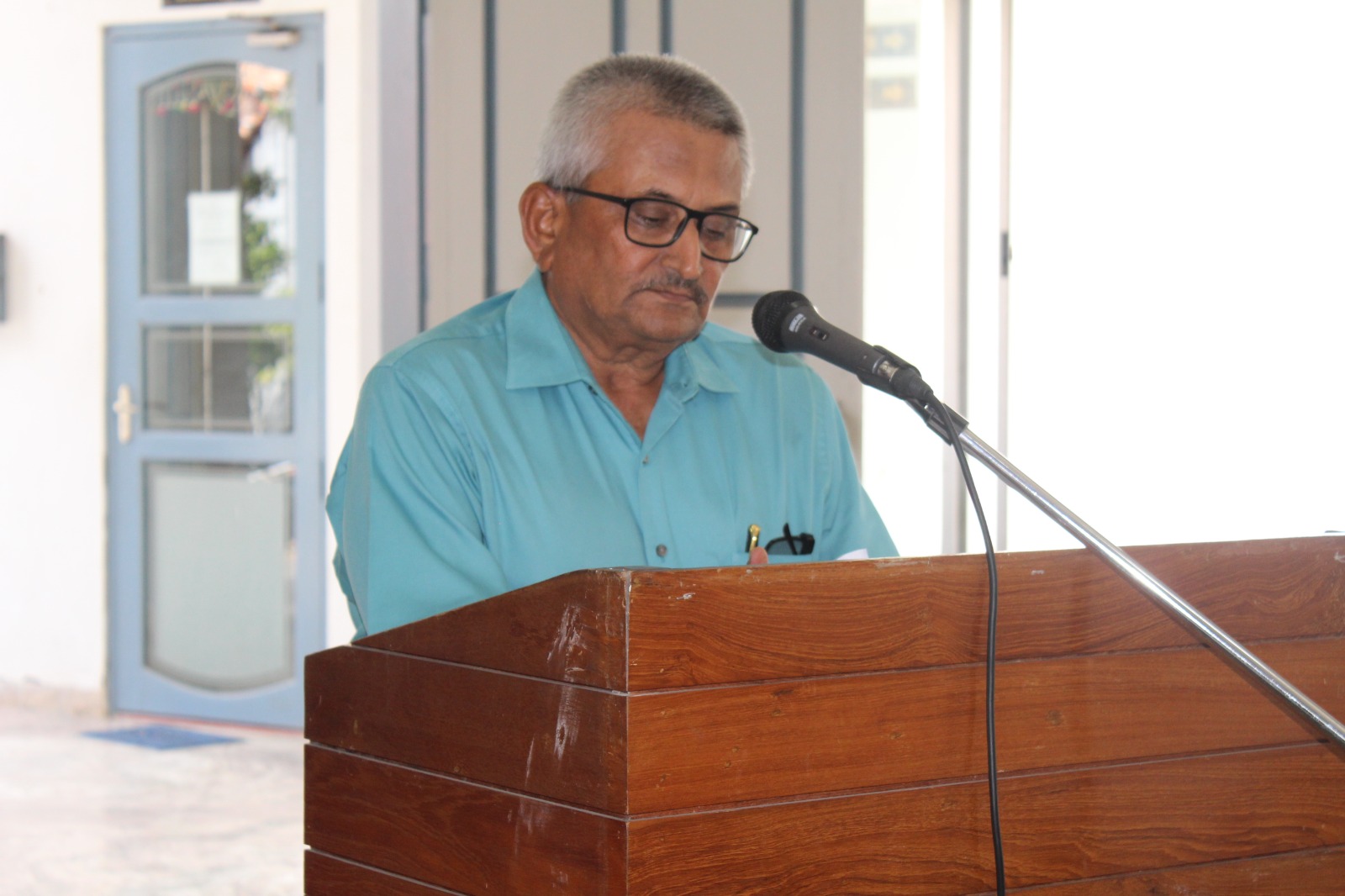 Meeting Image 10